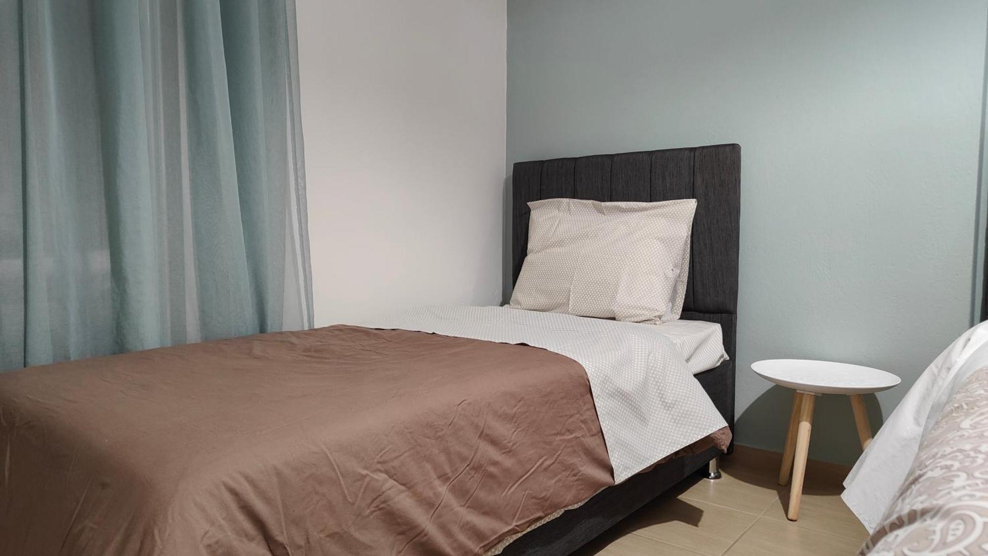 Rock & Roll 1 - Modern Apartment In Trikala エクステリア 写真