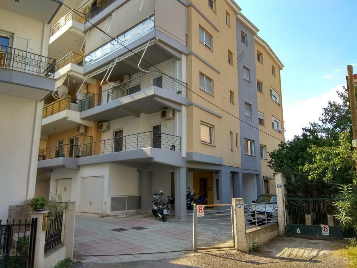 Rock & Roll 1 - Modern Apartment In Trikala エクステリア 写真
